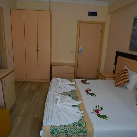 Smile Hotel Hotel 3*