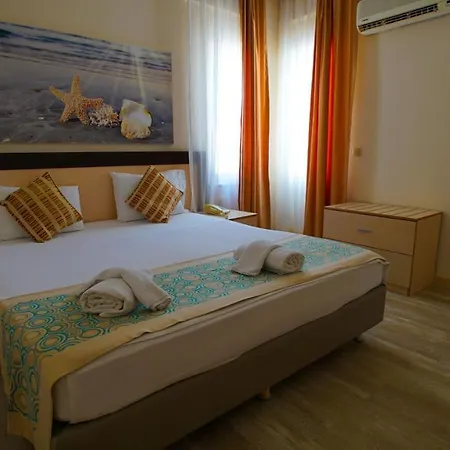 Отель Smile Hotel 3*