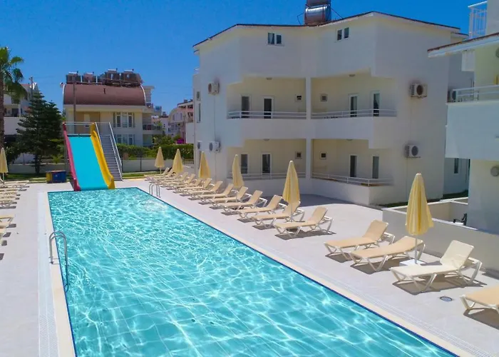 Smile Hotel Ξενοδοχείο 3*