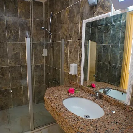 Smile Hotel فندق سيدي